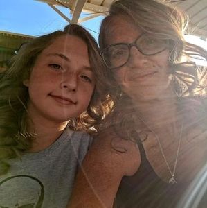 Meet your Posher, Cortney